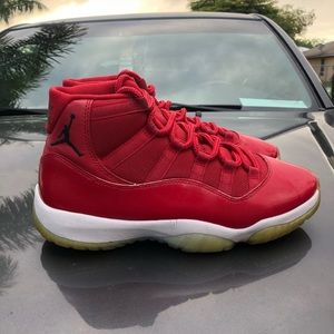 Jordan retro 11 gym red